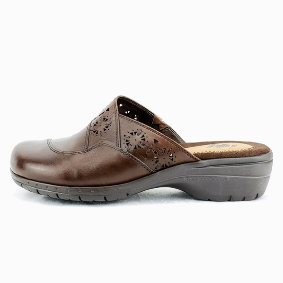 Earth Origins Biodegradable Brown Leather Mules